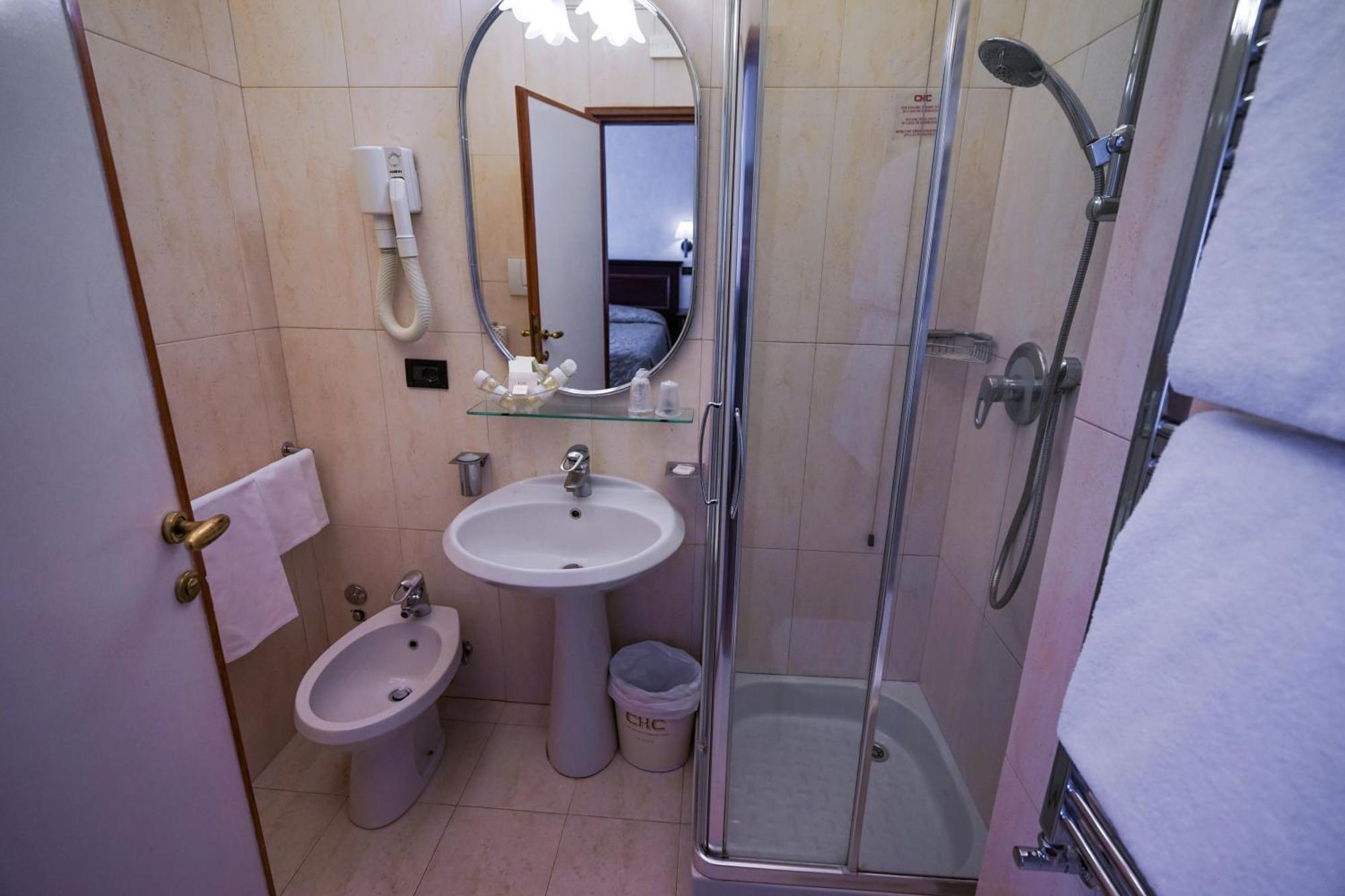 Hotel Carlton Capri Venice