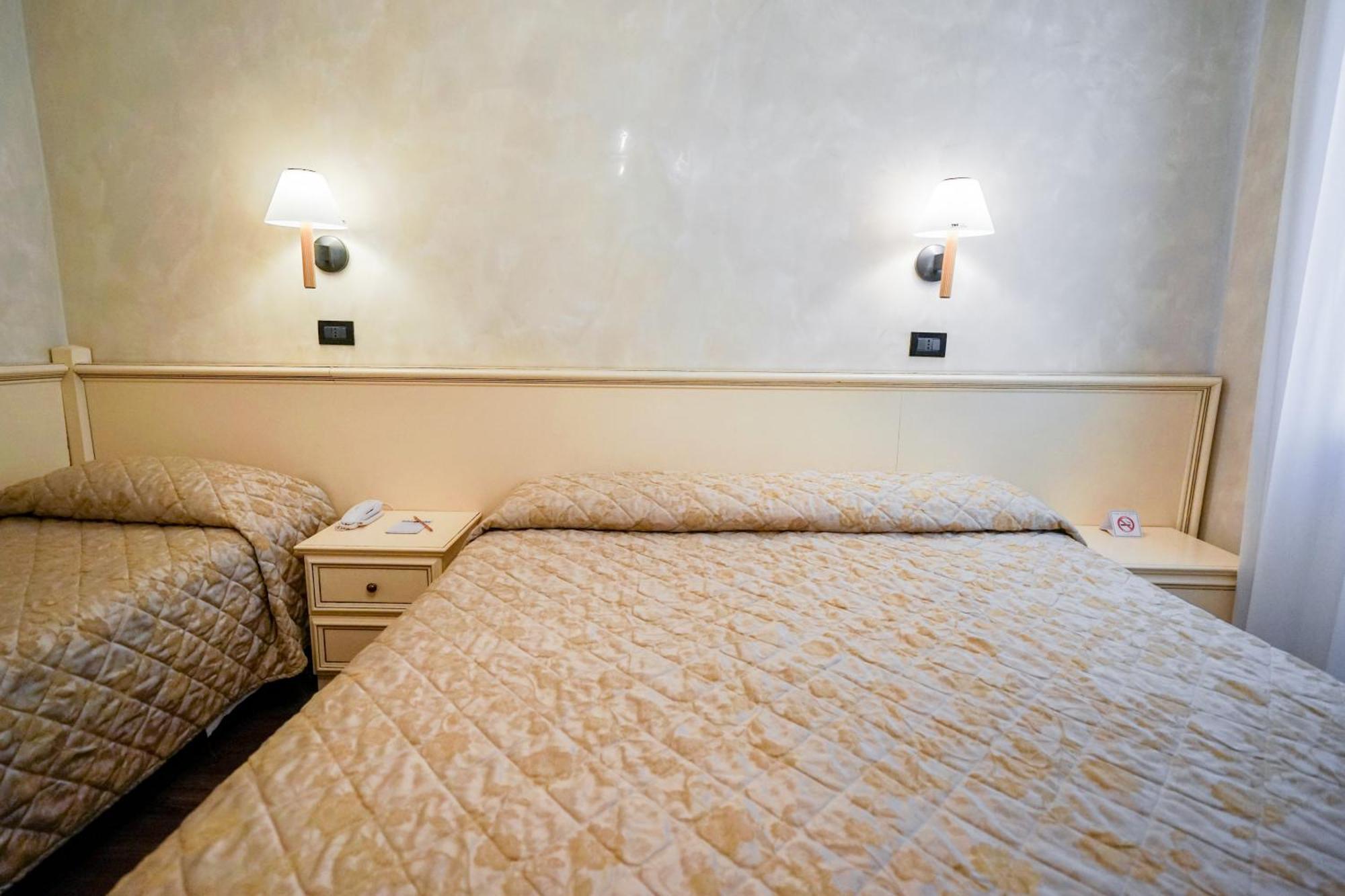 Hotel Carlton Capri Venice