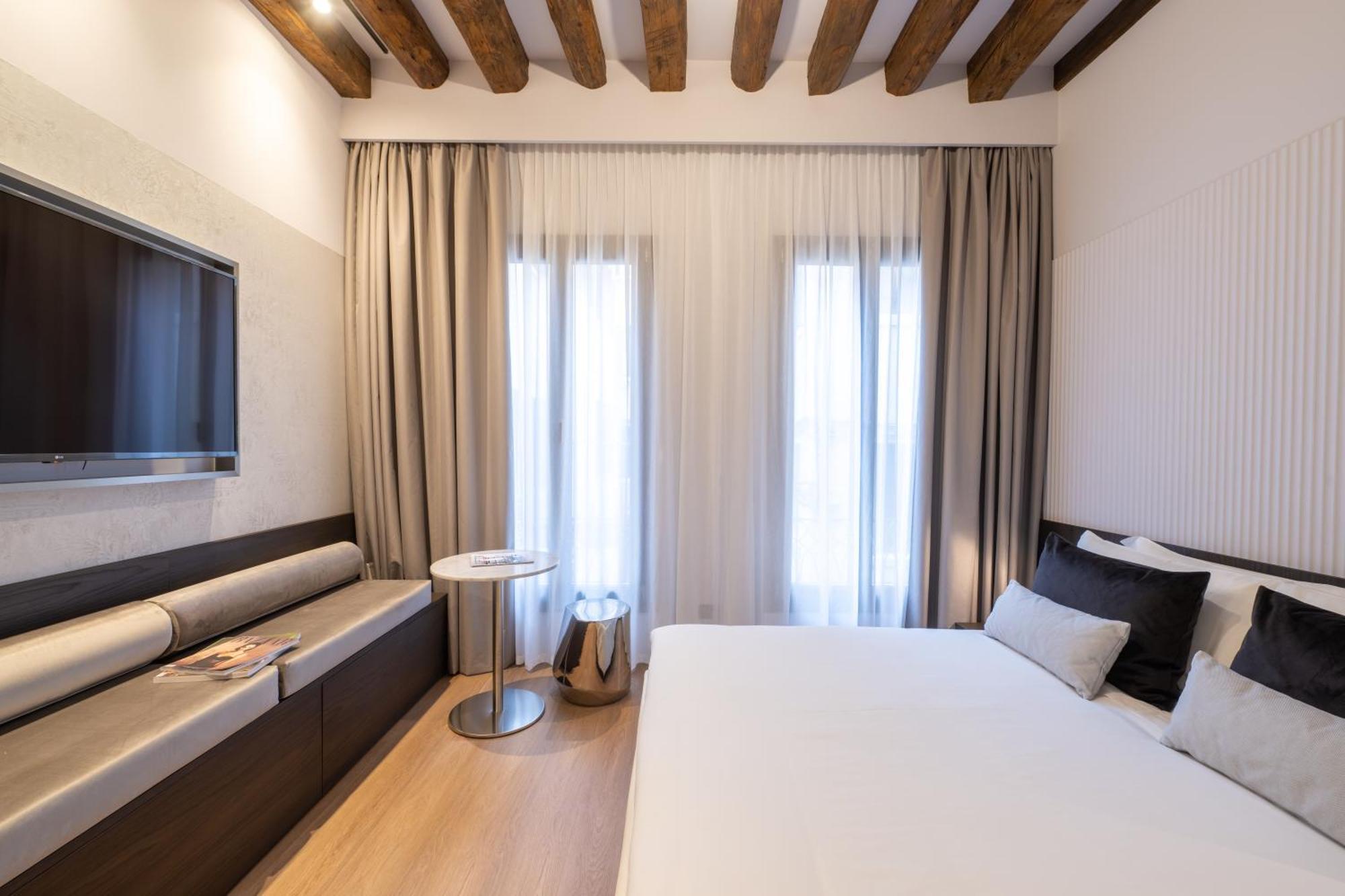 Guest house Palazzo Pianca 4*