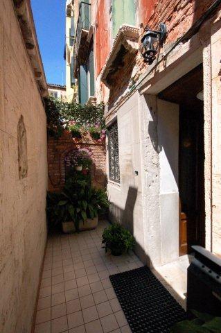 San Maurizio Hotel *