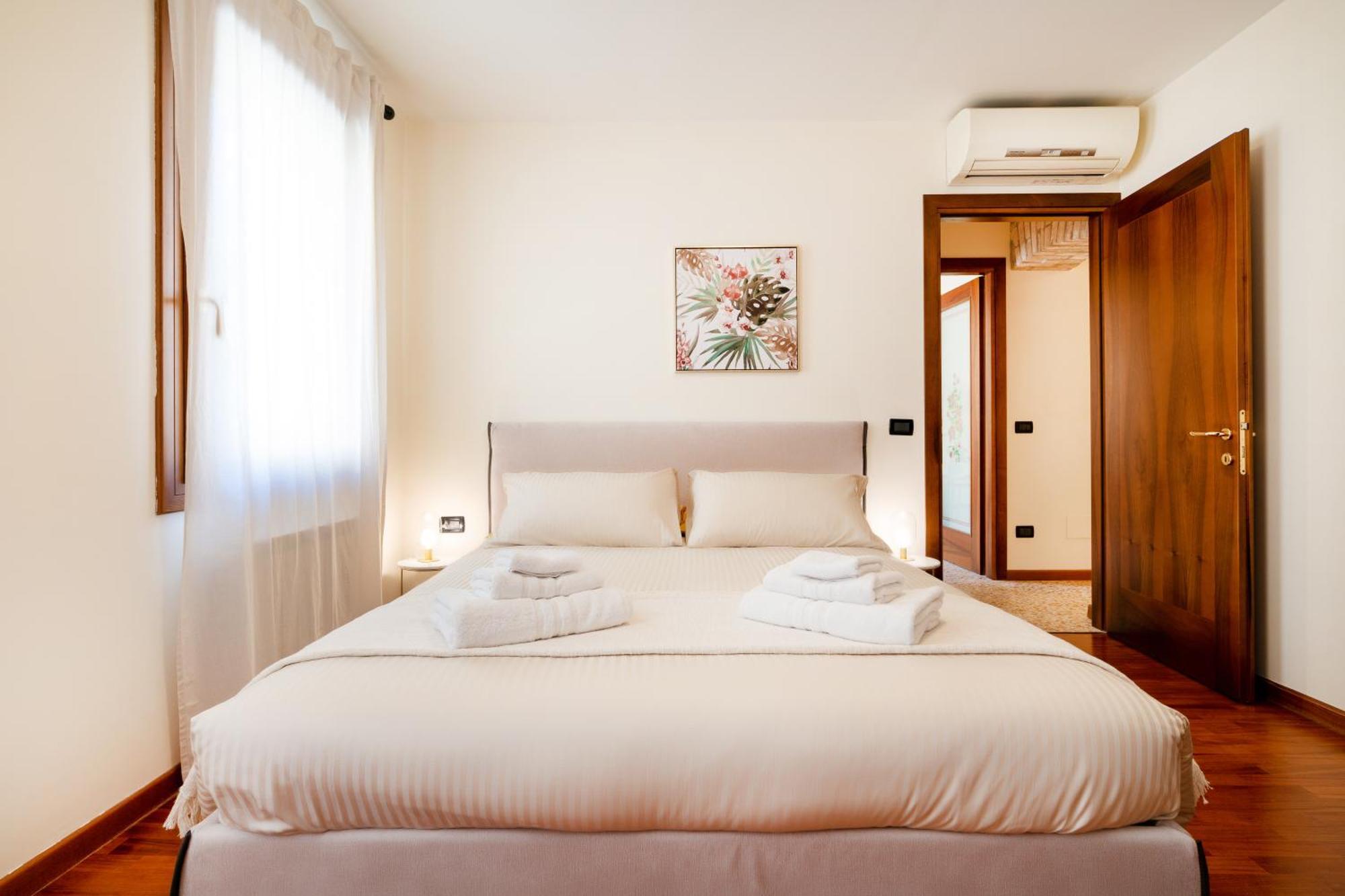 Elegante E Luminoso, Spazio Esterno Privato