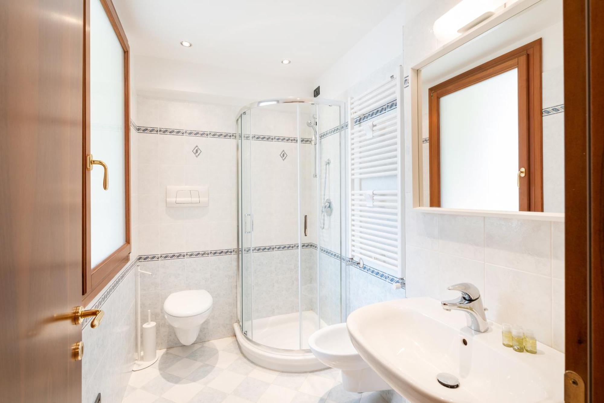 Elegante E Luminoso, Spazio Esterno Privato