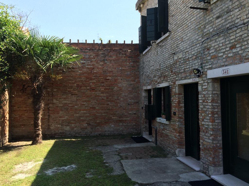 Garden Houses Apartment *