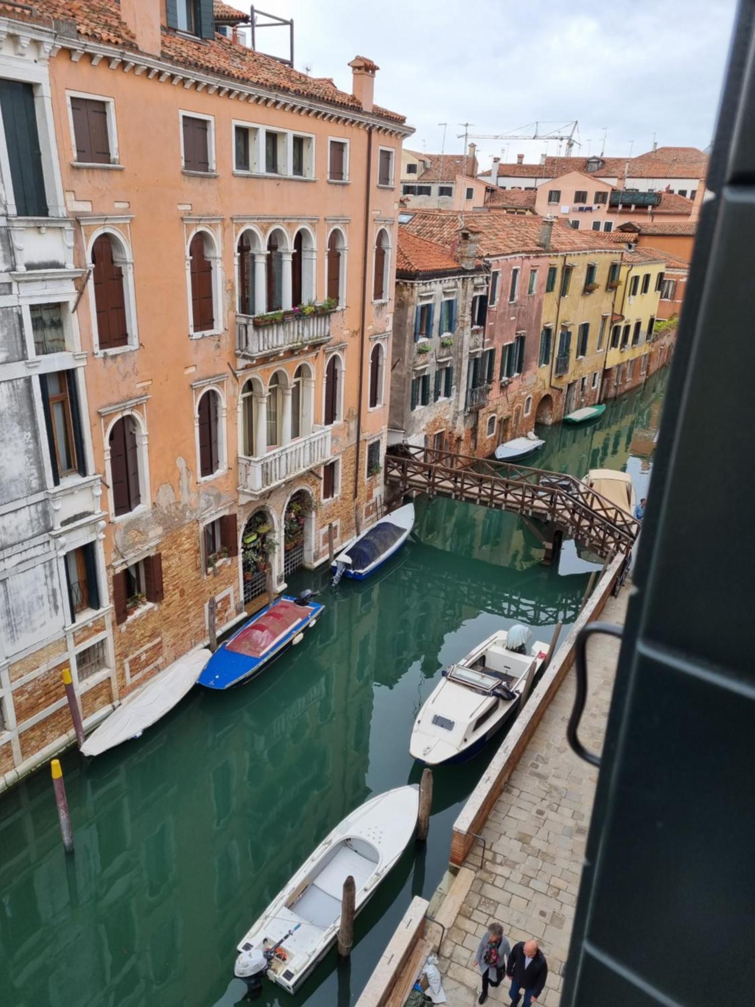 Ca' Cappello 2 With Canal View * Venice