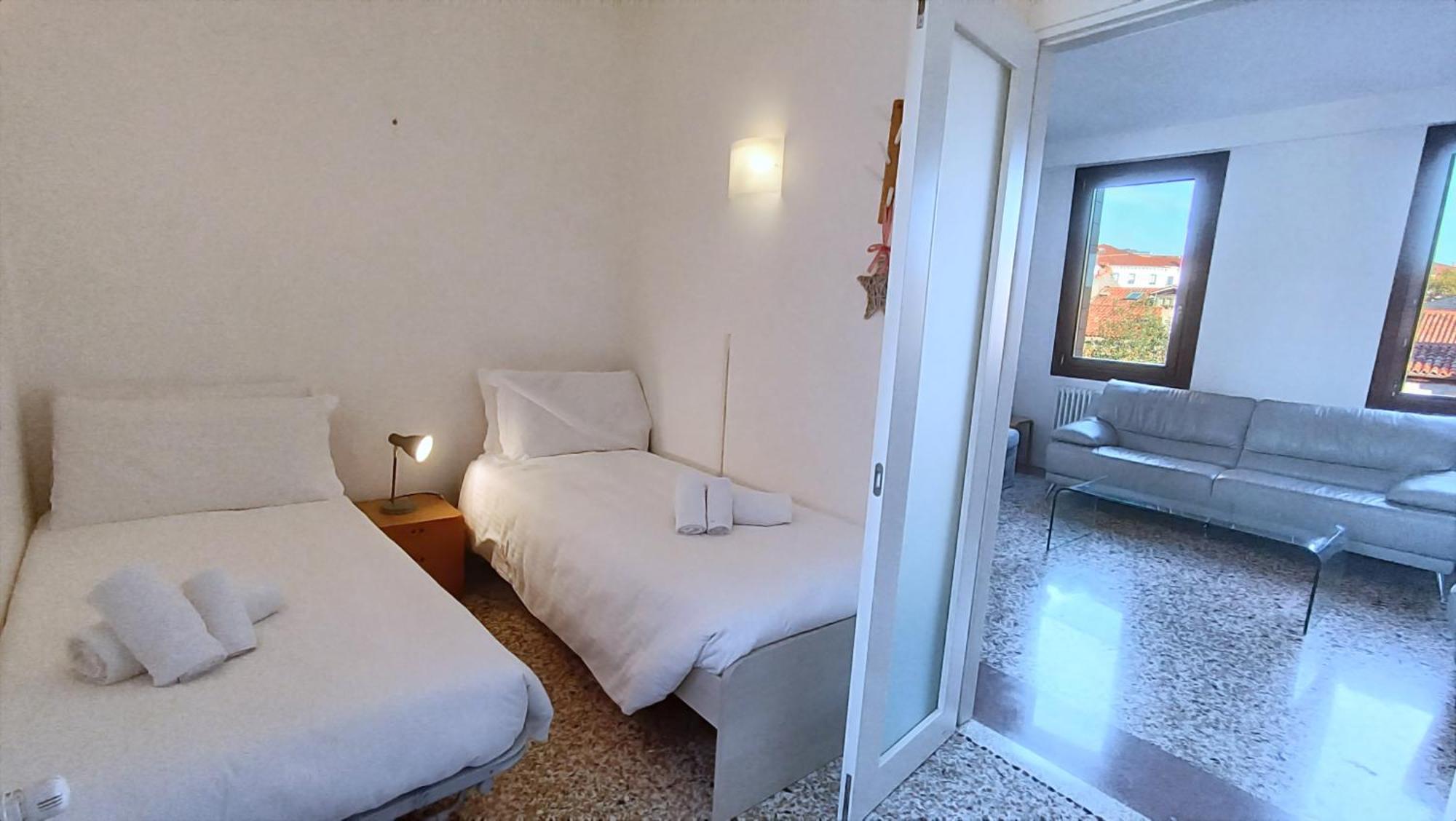 Ve.n.i.ce Cera Casa Margherita Apartment