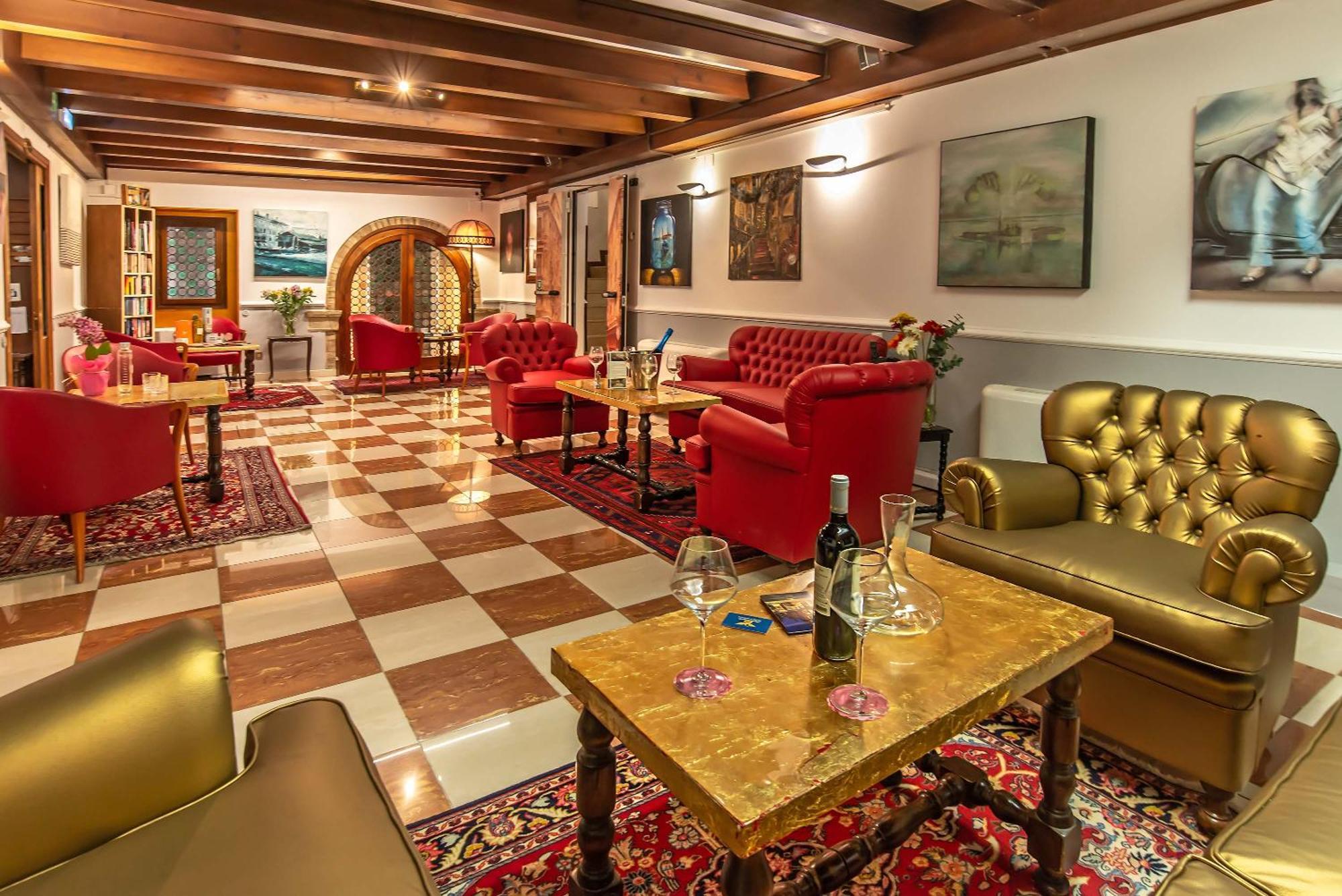 La Fenice Et Des Artistes 3*