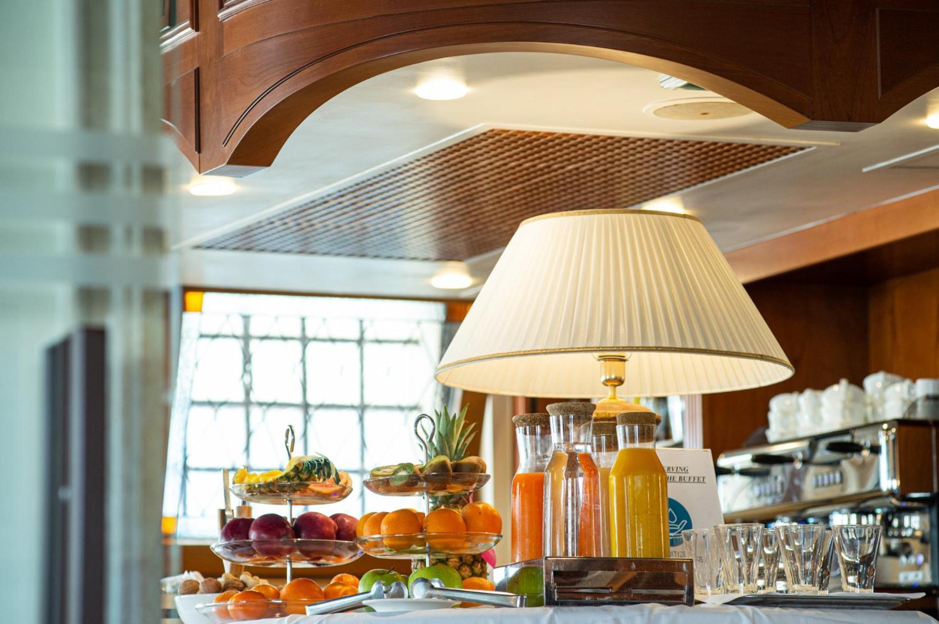 Hotel Antiche Figure 3*