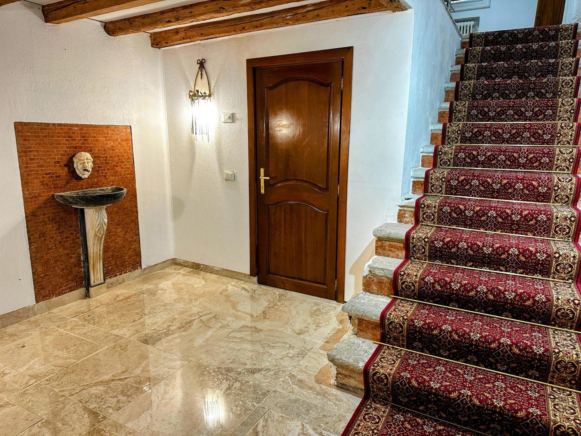Appartamento Ca' Mandorla 027042loc09523 *