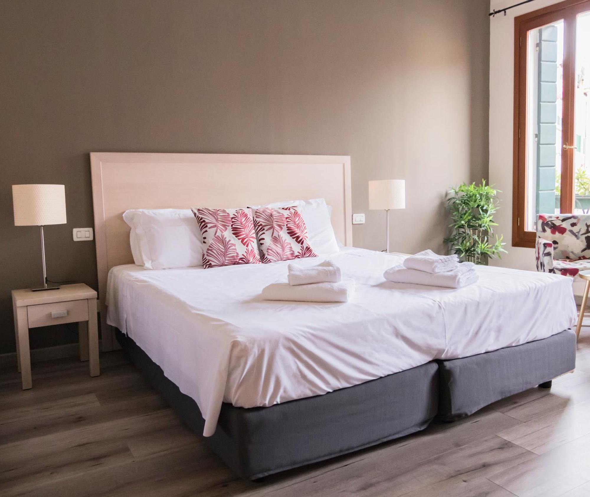 Guest house Casanova Ai Tolentini 2*