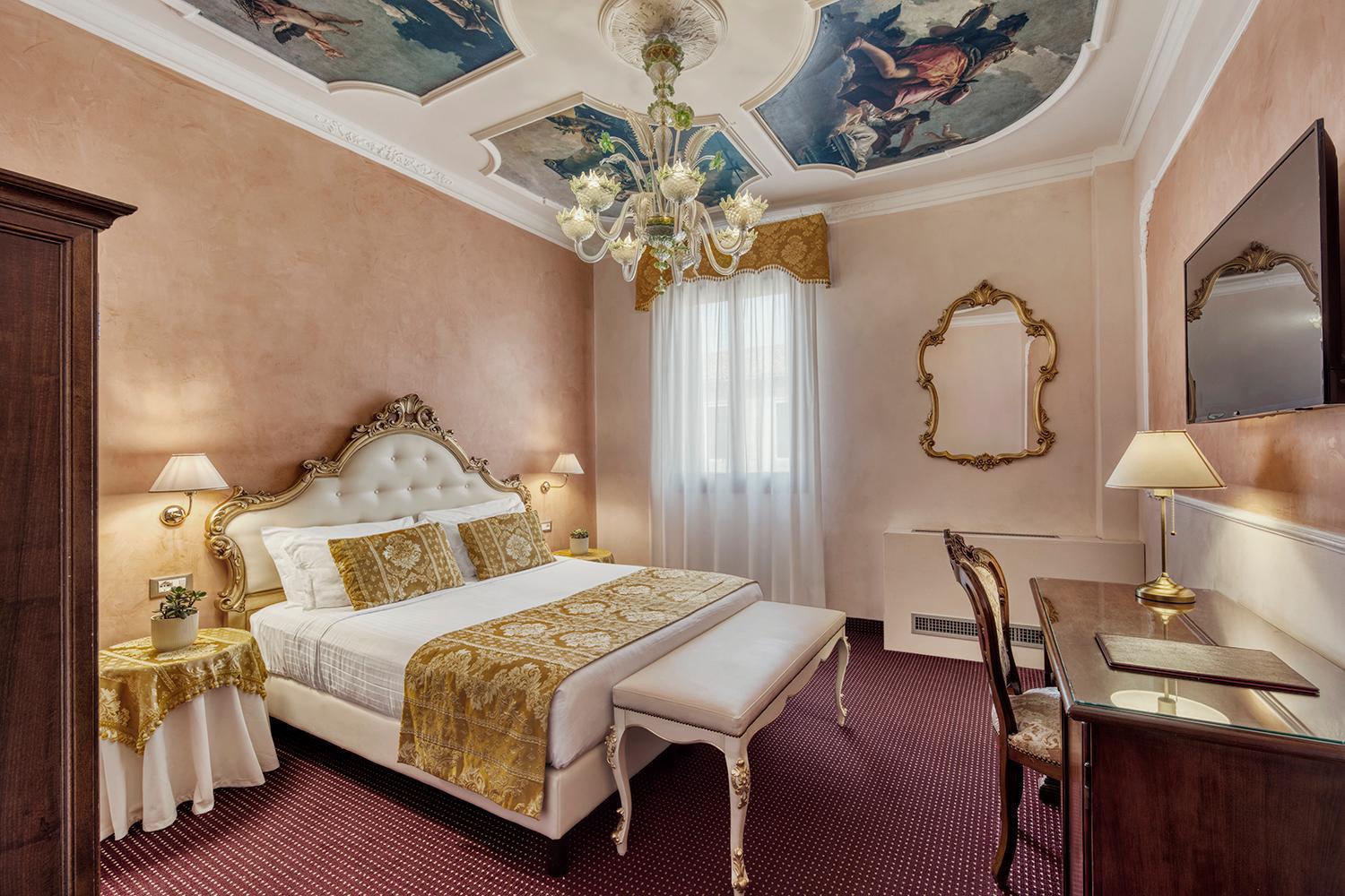 Pausania 3* Veneza