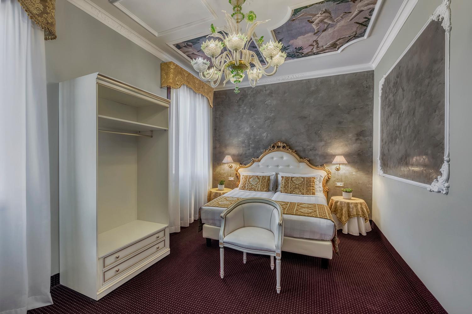 Hotel Pausania Veneza