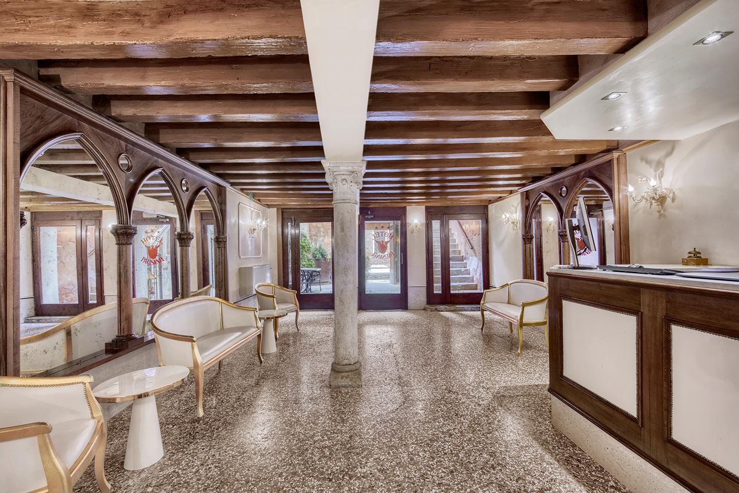 Pausania Hotel
