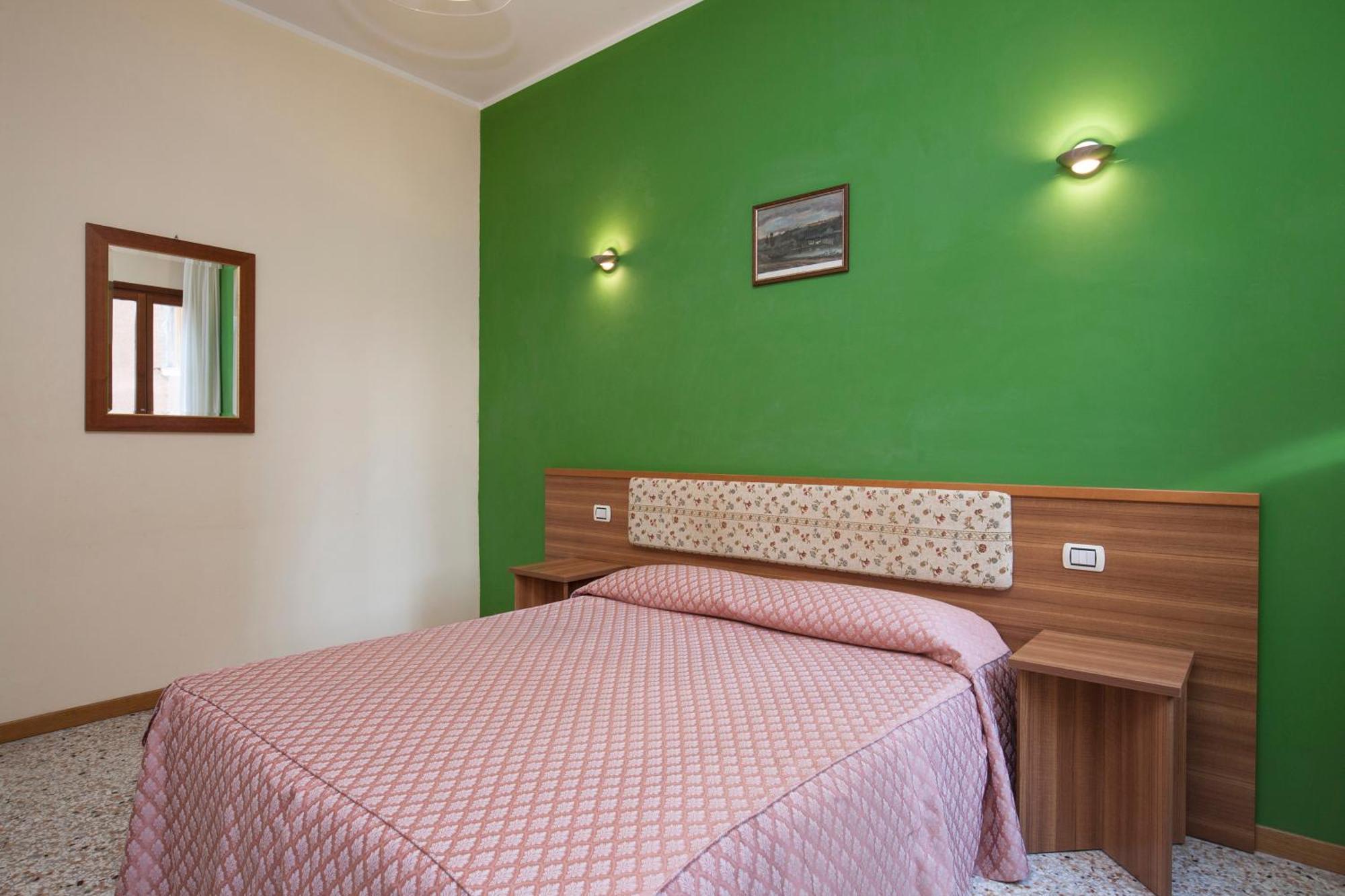 Bed & Breakfast Casa Del Melograno 3*
