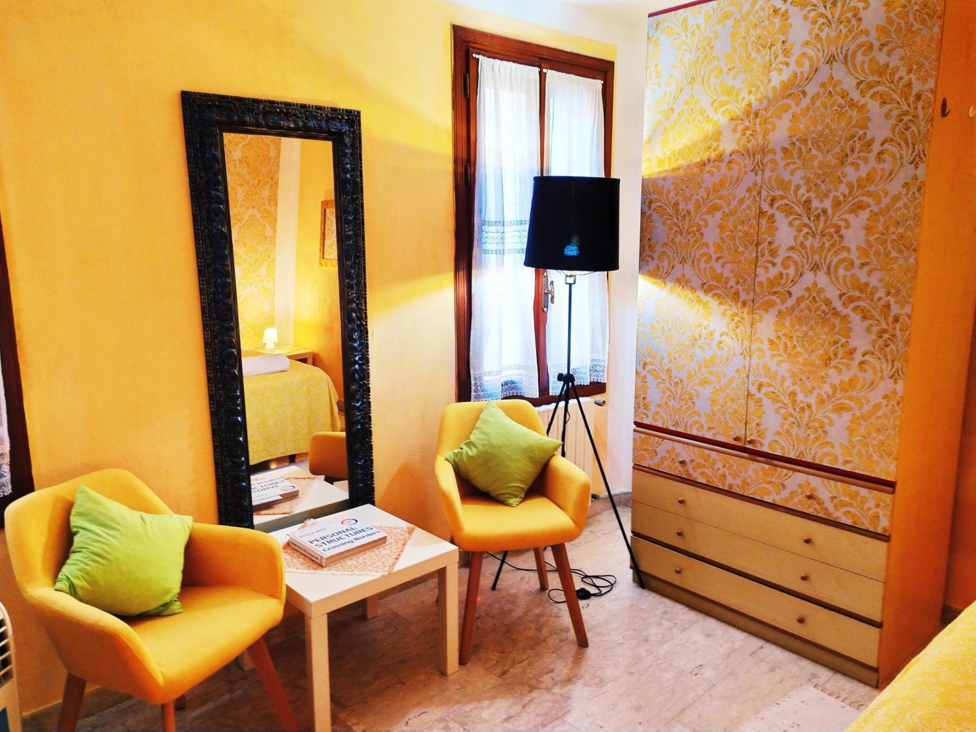 Two Steps From Rialto Bridge Guest house Venice