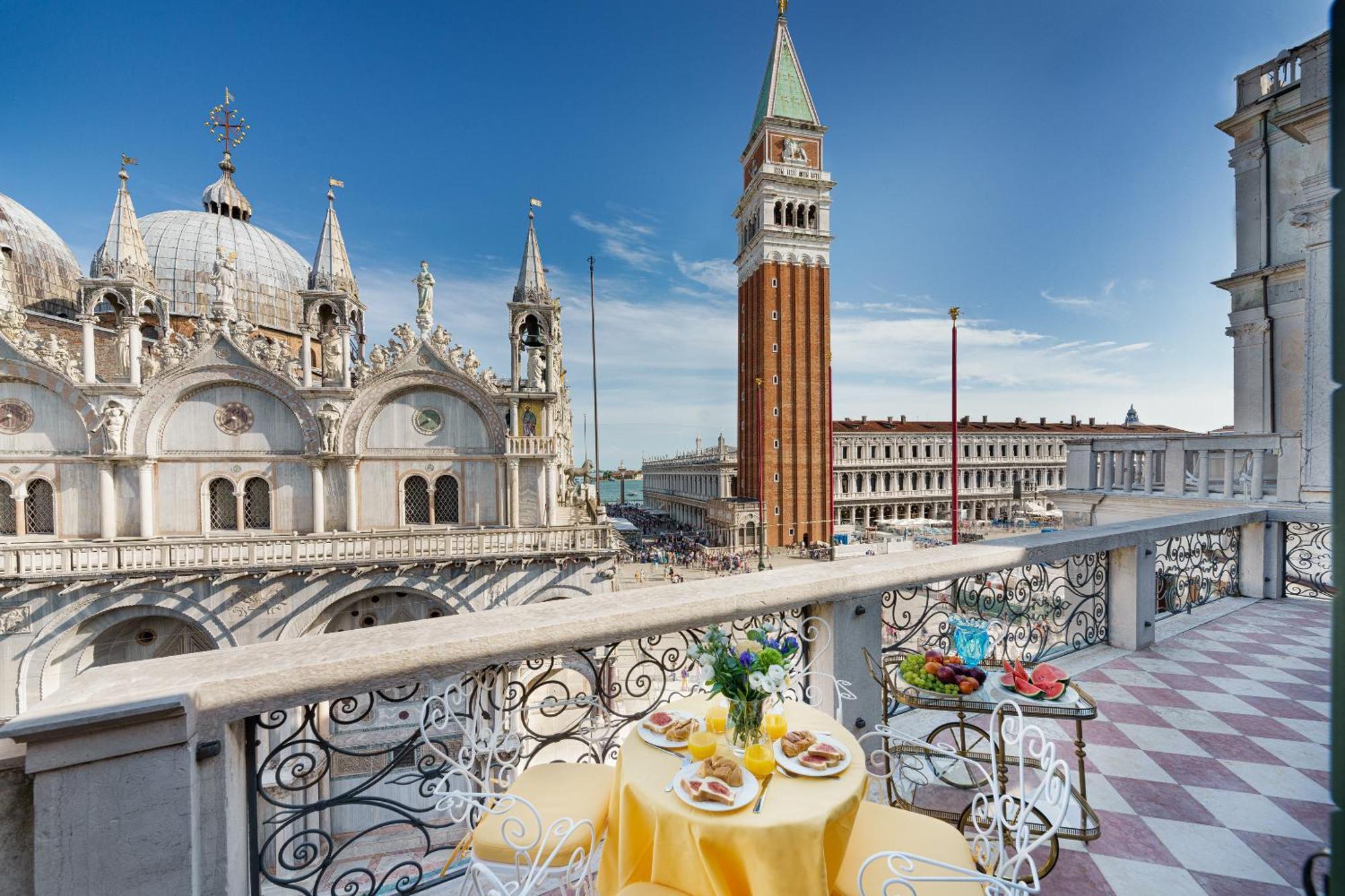Apartment Due Leoni Terrace In St Mark's Square Venice