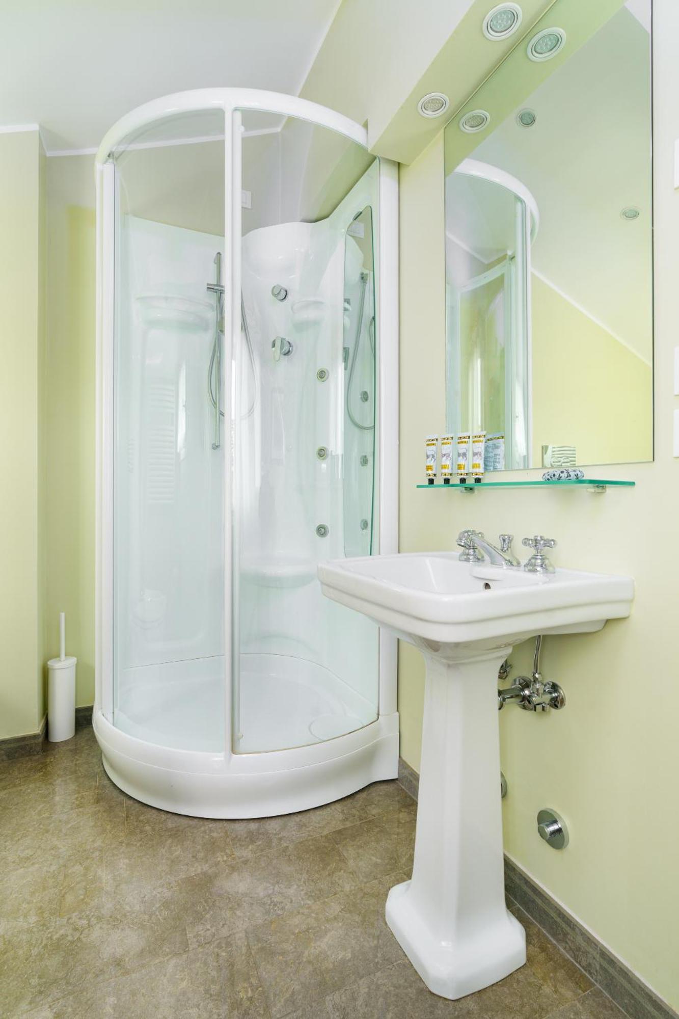 Apartment Due Leoni Terrace In St Mark's Square *