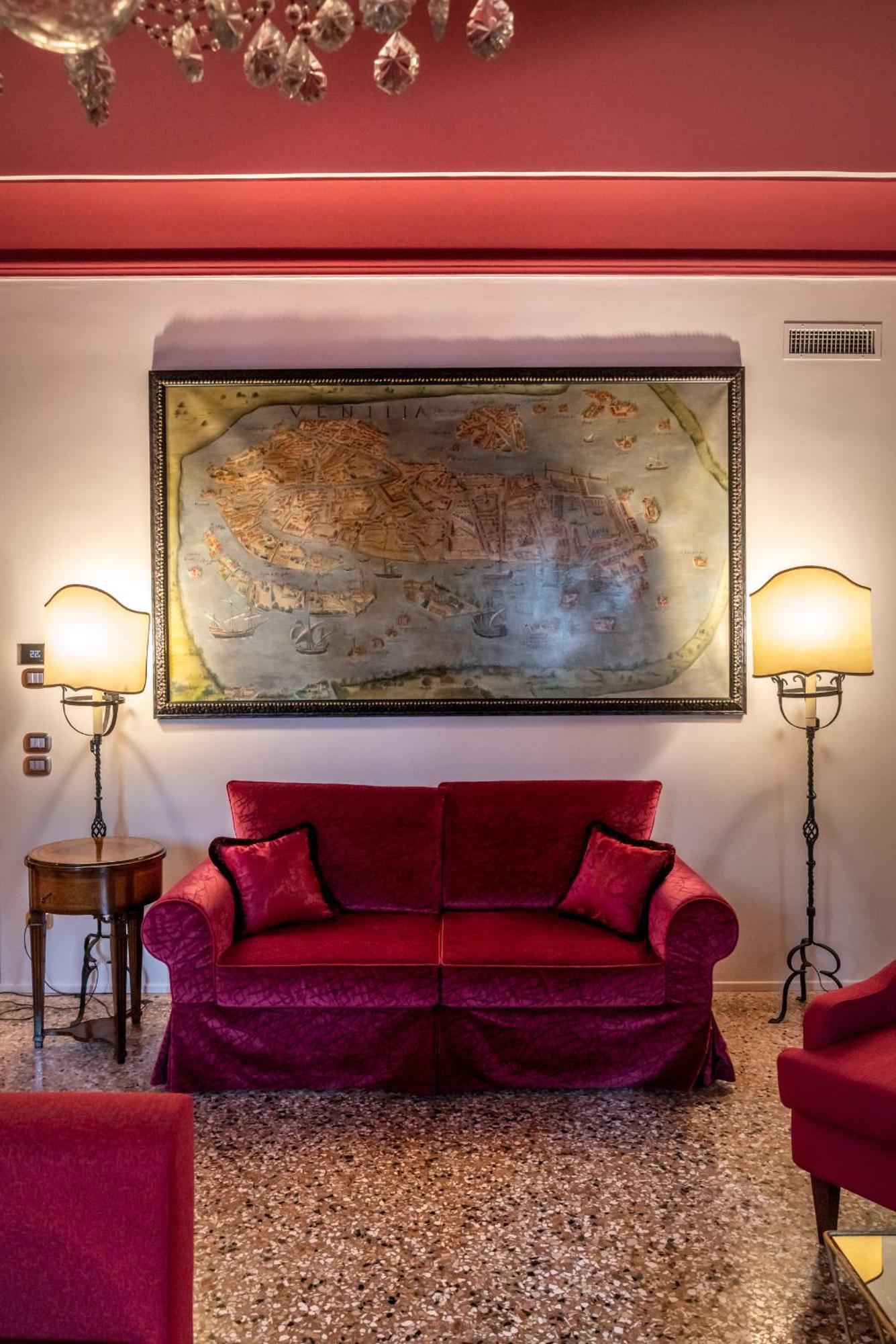 Excess Boutique & Private - Adults Only 5*