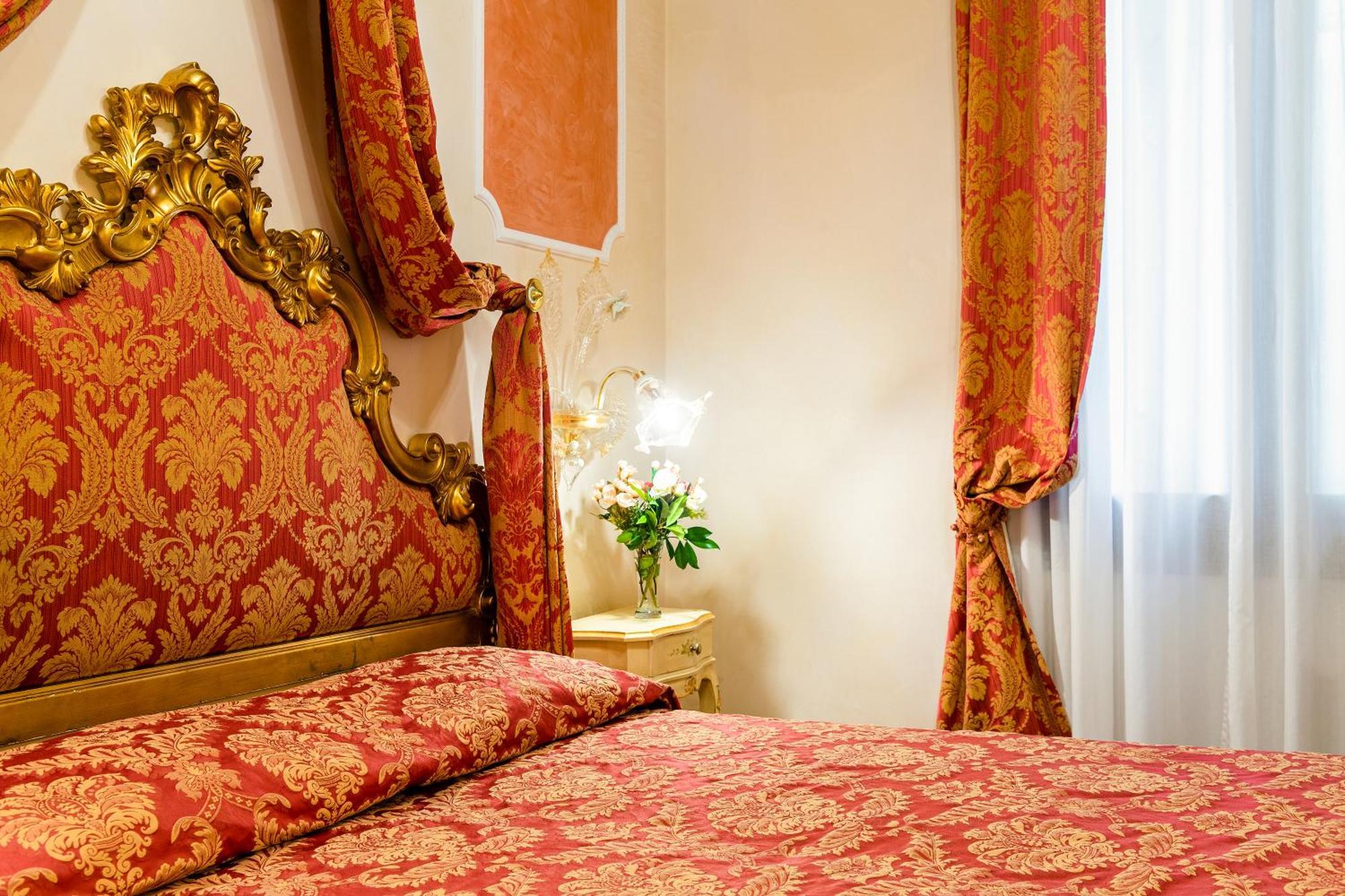 Al Vagon Hotel