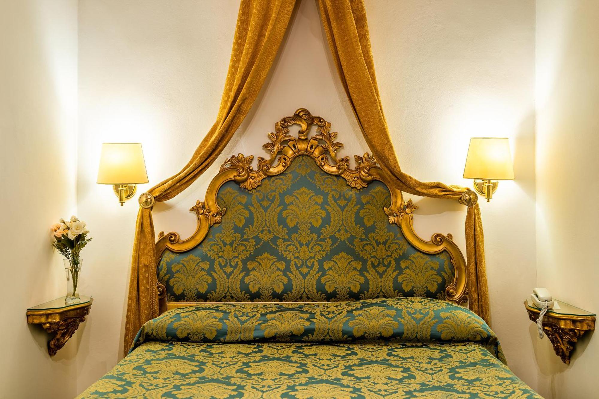 Al Vagon Hotel