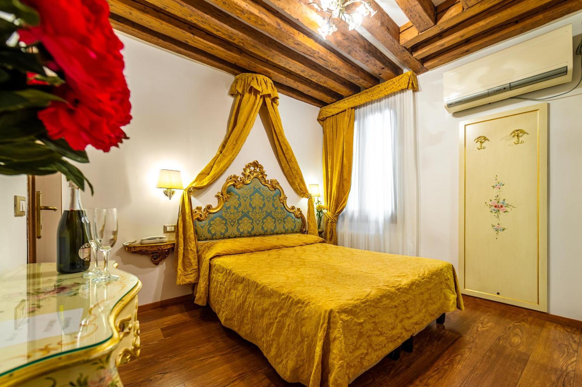Hotel Al Vagon Venice