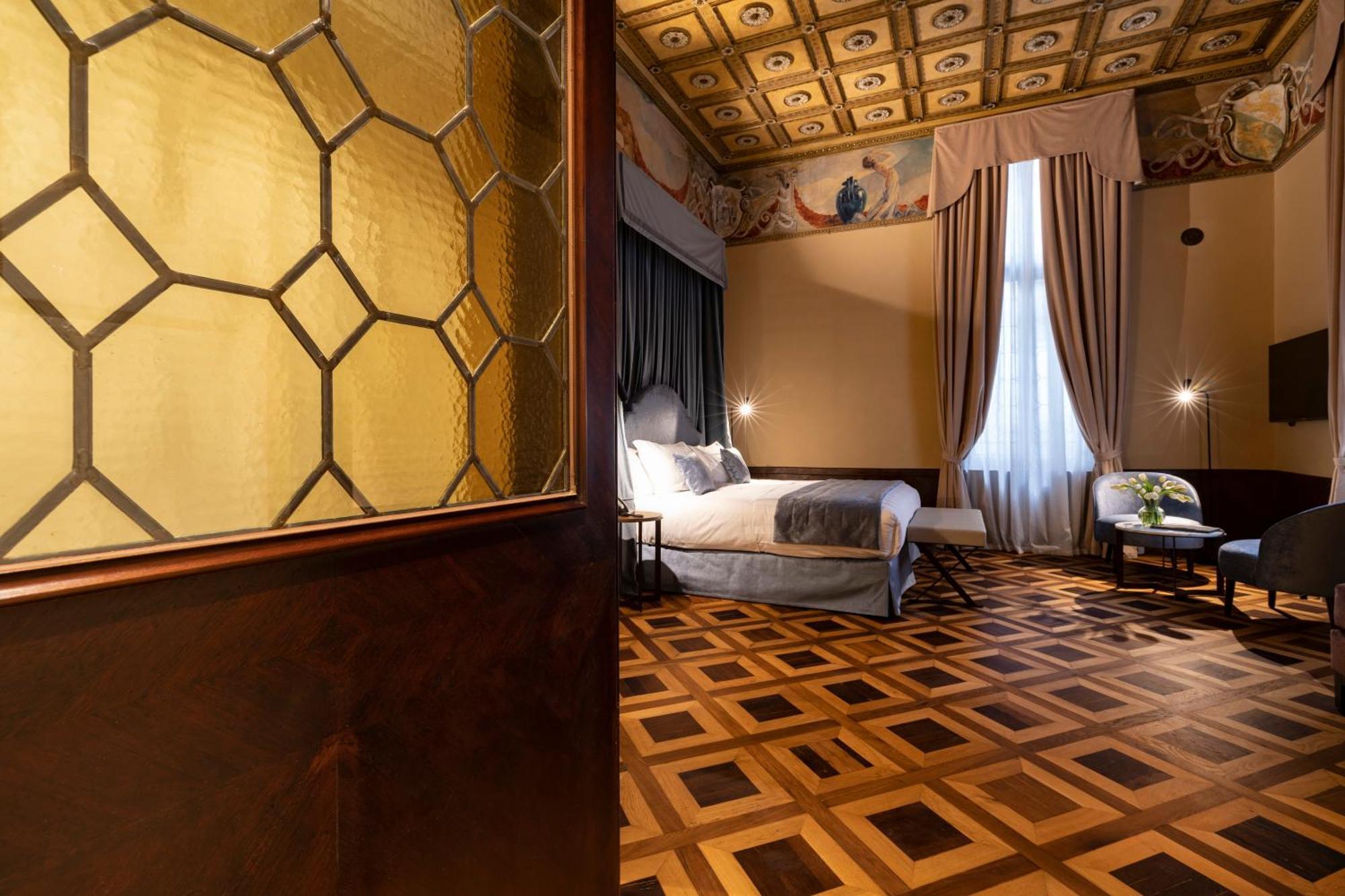 Palazzo Keller 4* Veneza