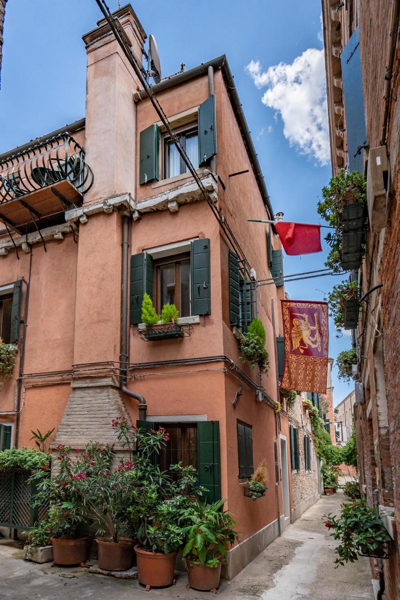 Apartment Lo Squero 3 With Balcony In Dorsoduro *