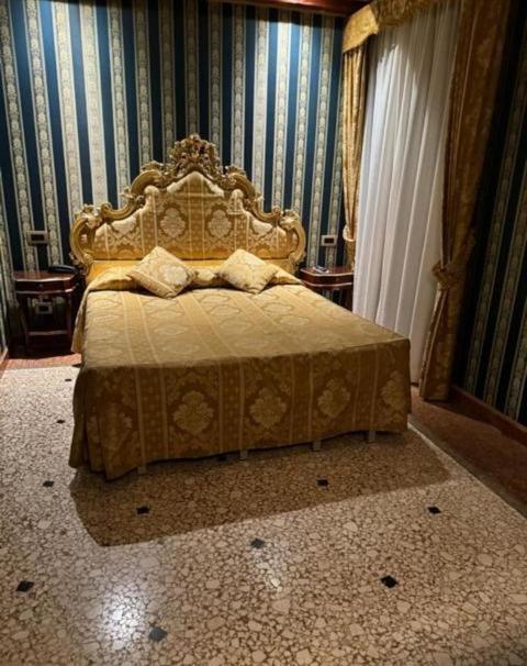 Ca' San Zaccaria * Venice