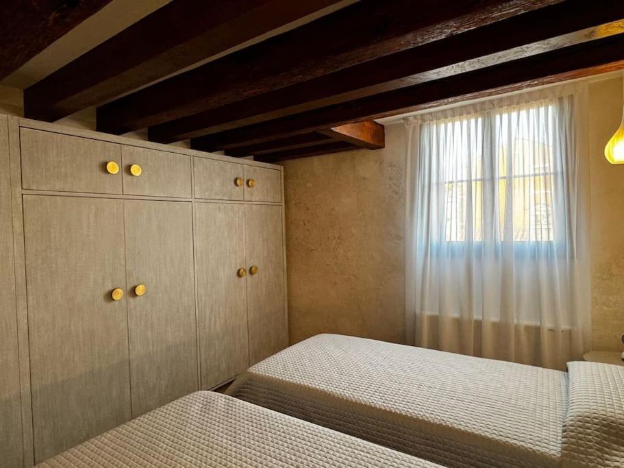 Sedo3032a • • Luxury House • * Venice
