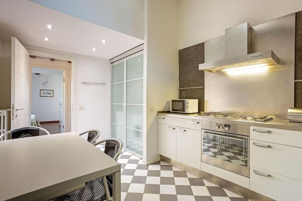 Rialto View Aparment