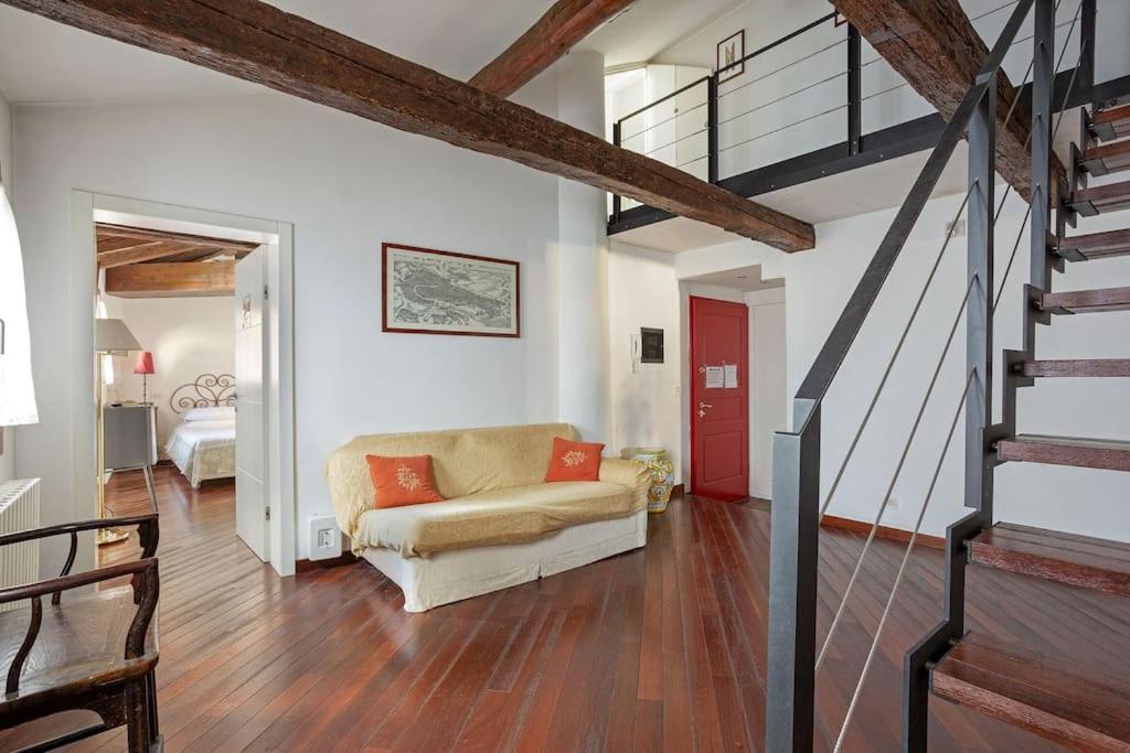 Rialto View Aparment *