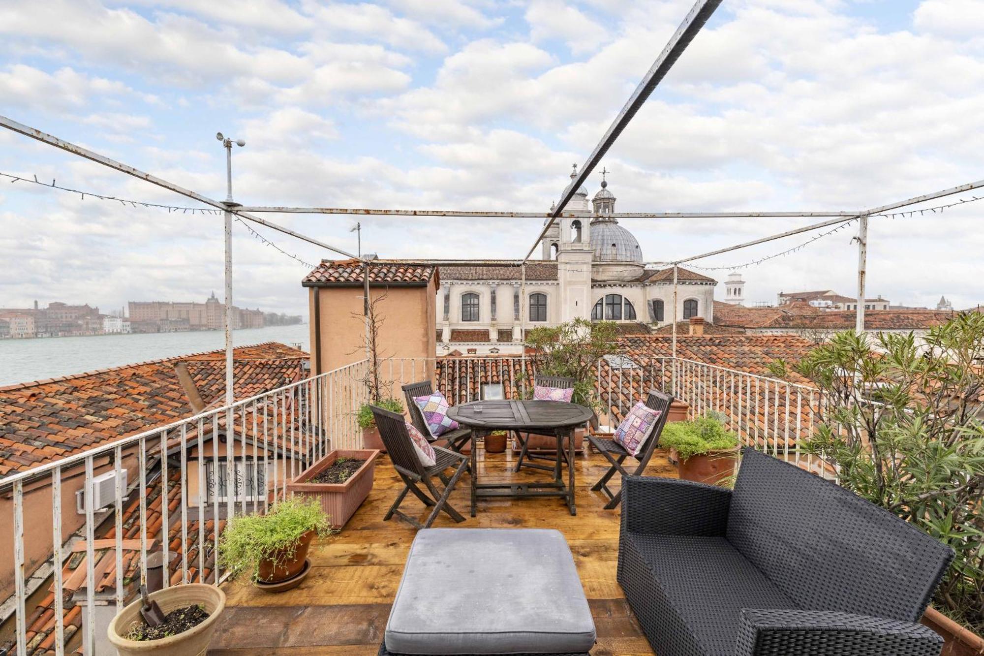 Accademia Sunshine With Terrace *