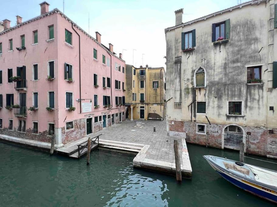 Palazzo Castelli Apartment Venice