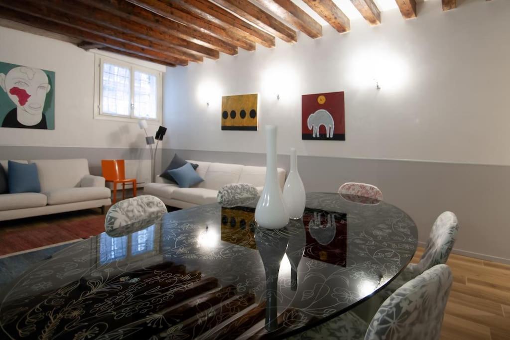 The Lovers' Loft * Venice