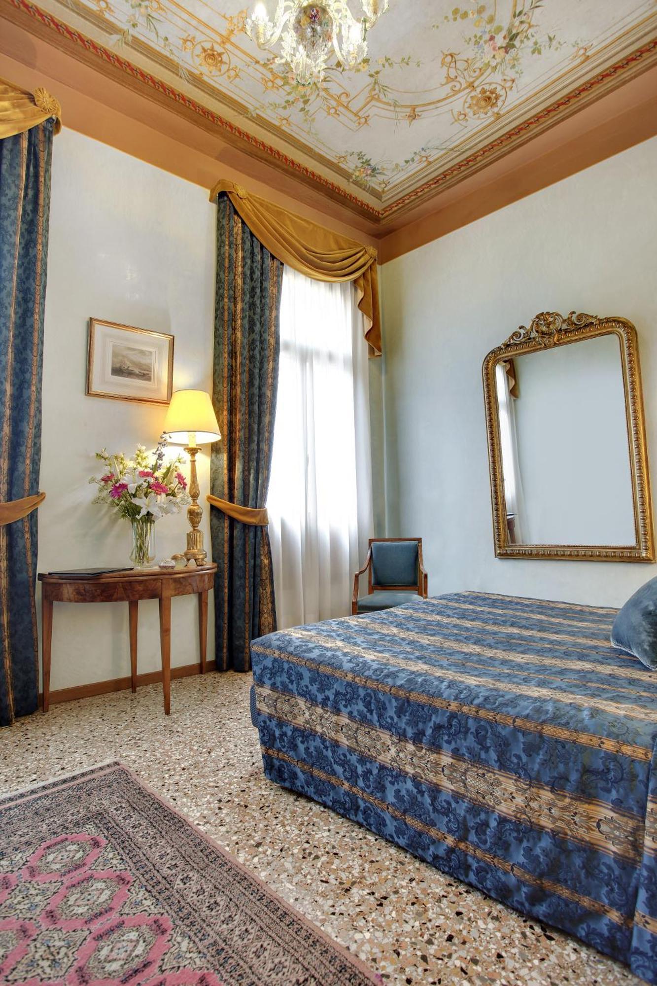 Appartamento Palazzo Schiavoni Suite-apartments *