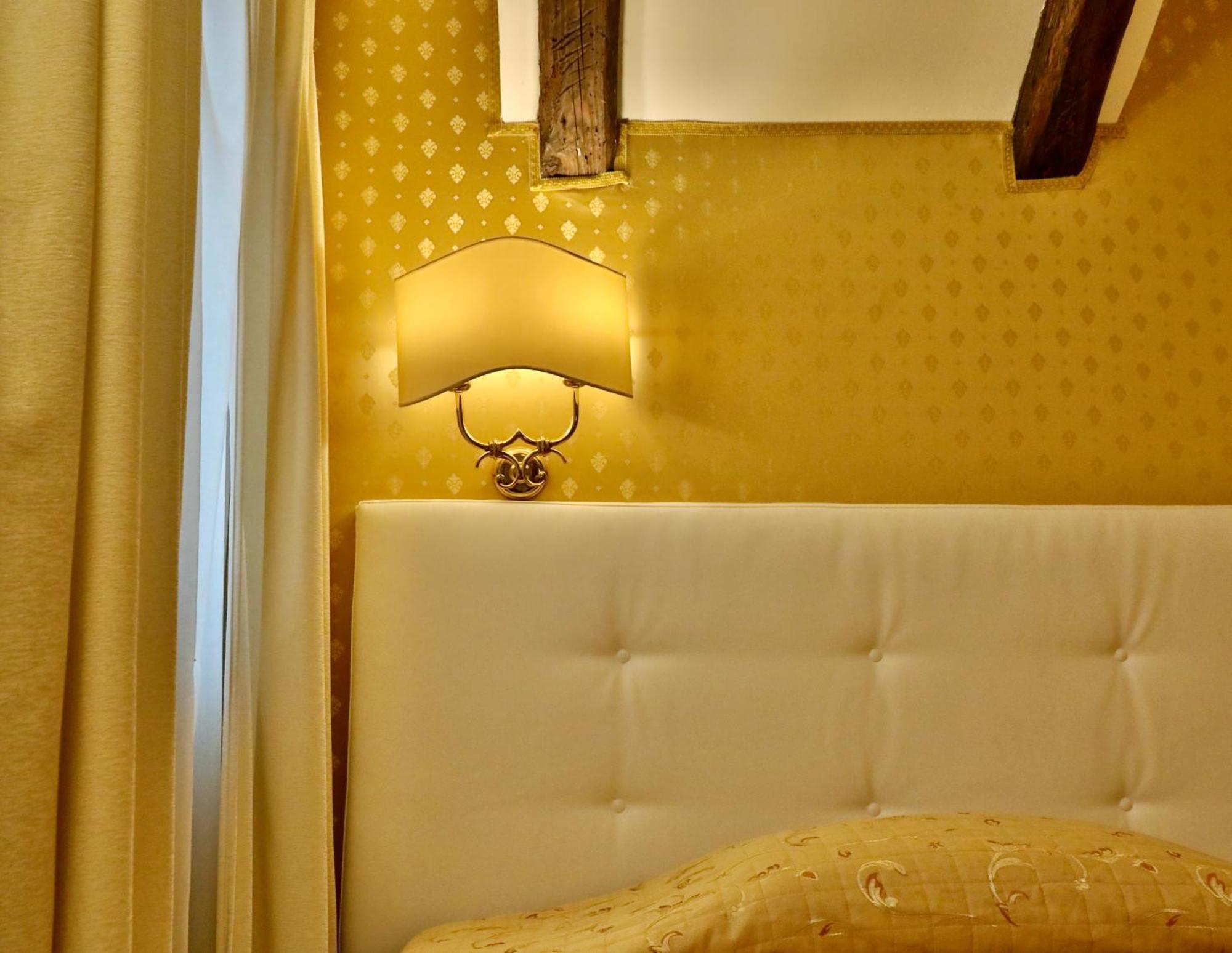 Noemi Hotel