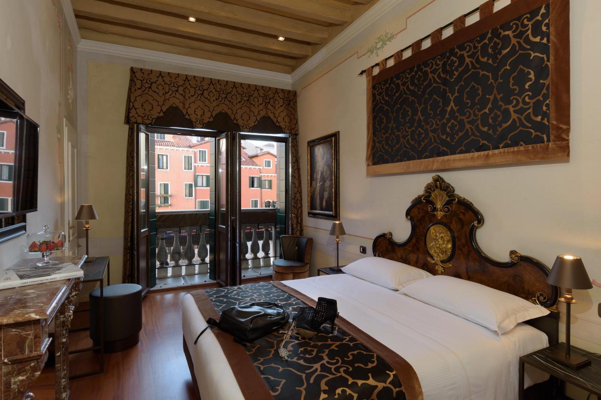Unahotels Ala Venezia-adults 16 3* Venice