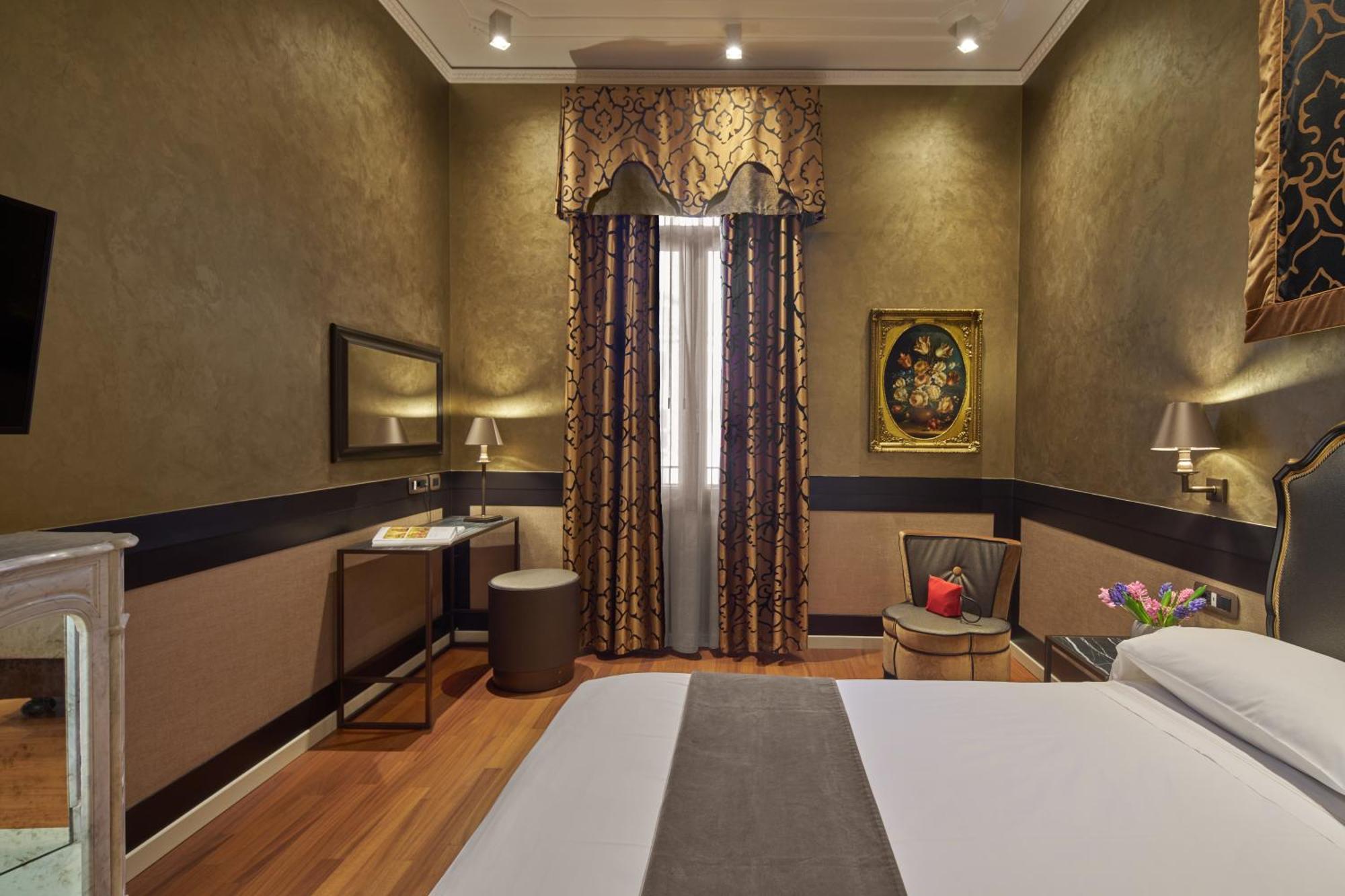 Hotel Unahotels Ala Venezia-adults 16