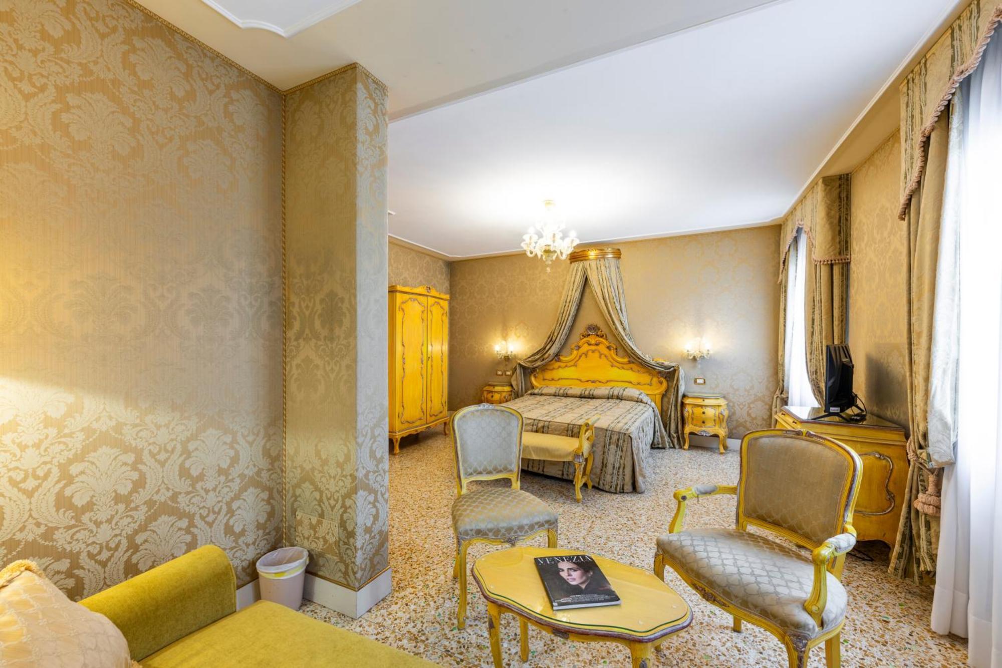 Ca' Dogaressa 3* Venezia