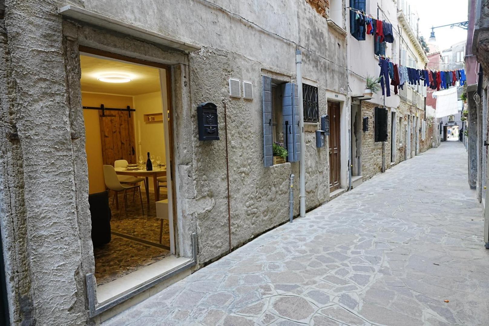 Ca'lina Near Biennale Apartment