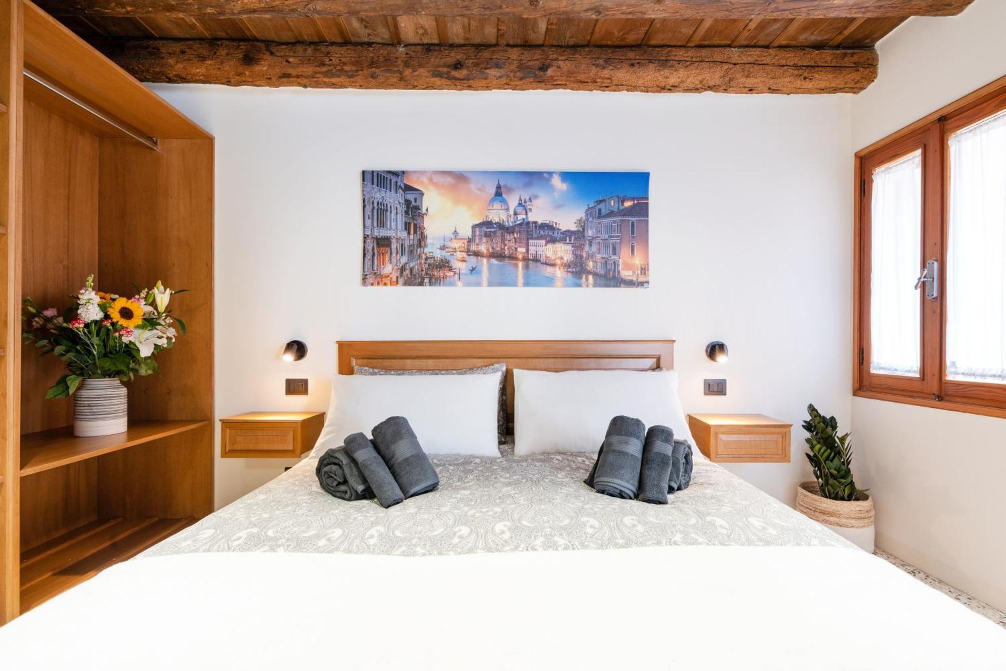 Intera Palazzina Al Centro Di * Veneza