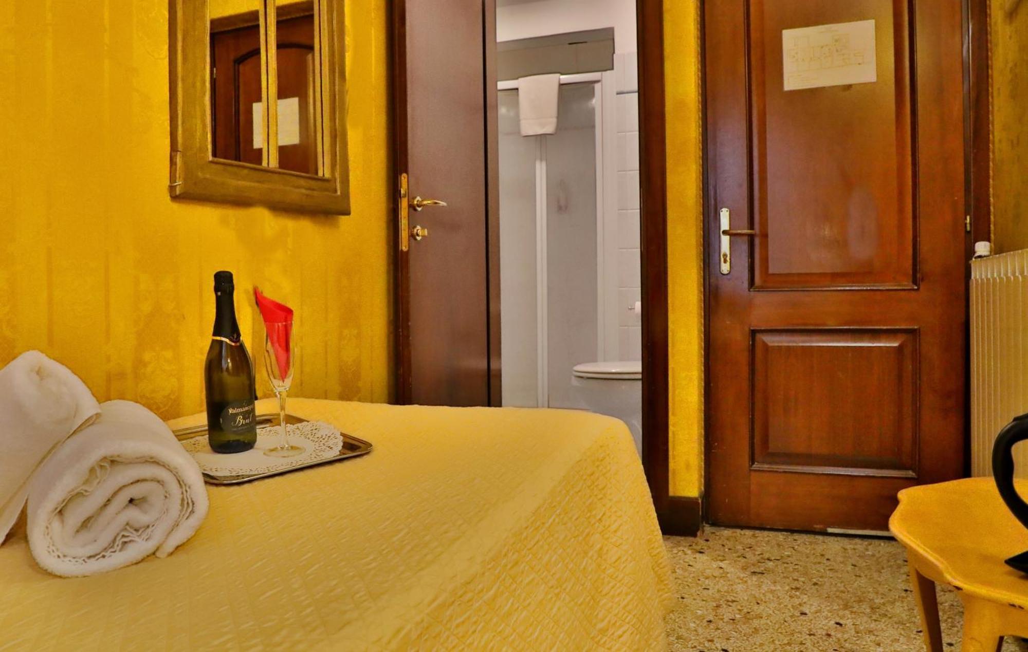 Hotel Noemi Venice
