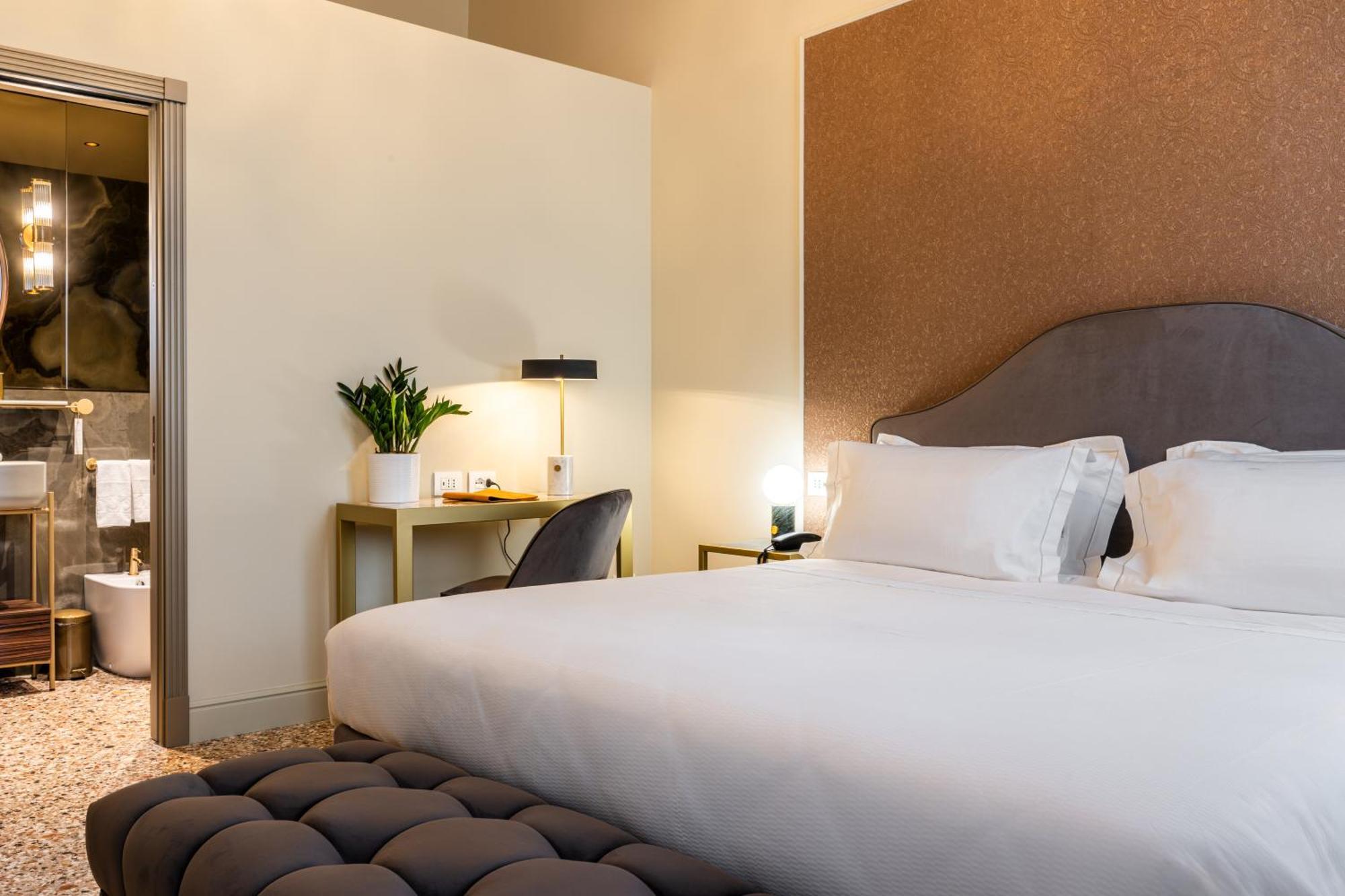 Palazzina Sardi 4* Venice