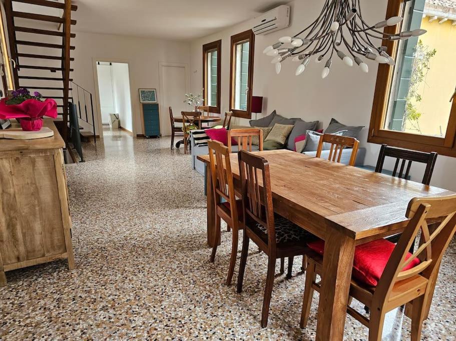 Casa Rossa Vista Canale Apartamento *