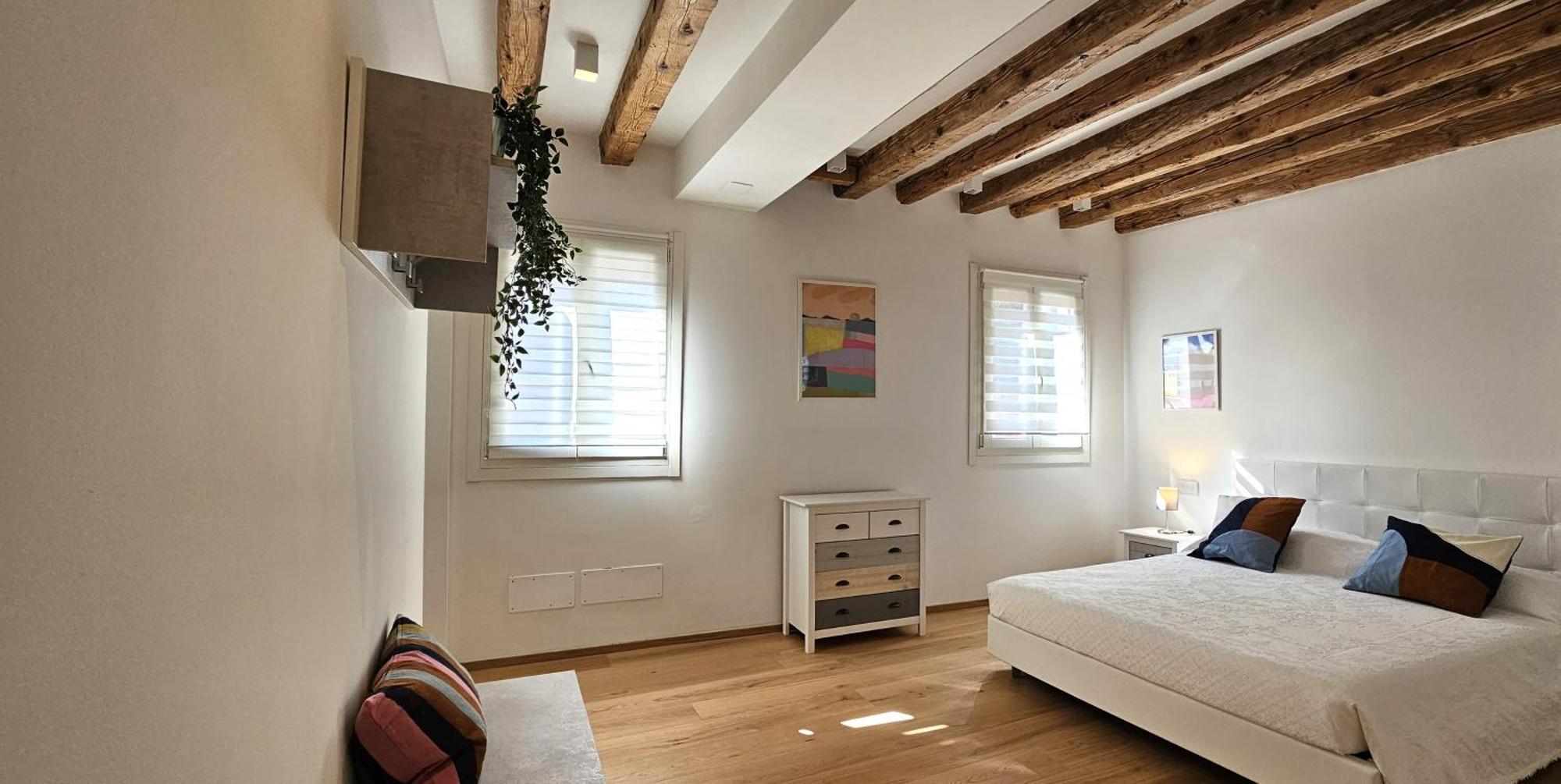 Small With Private Garden Venice