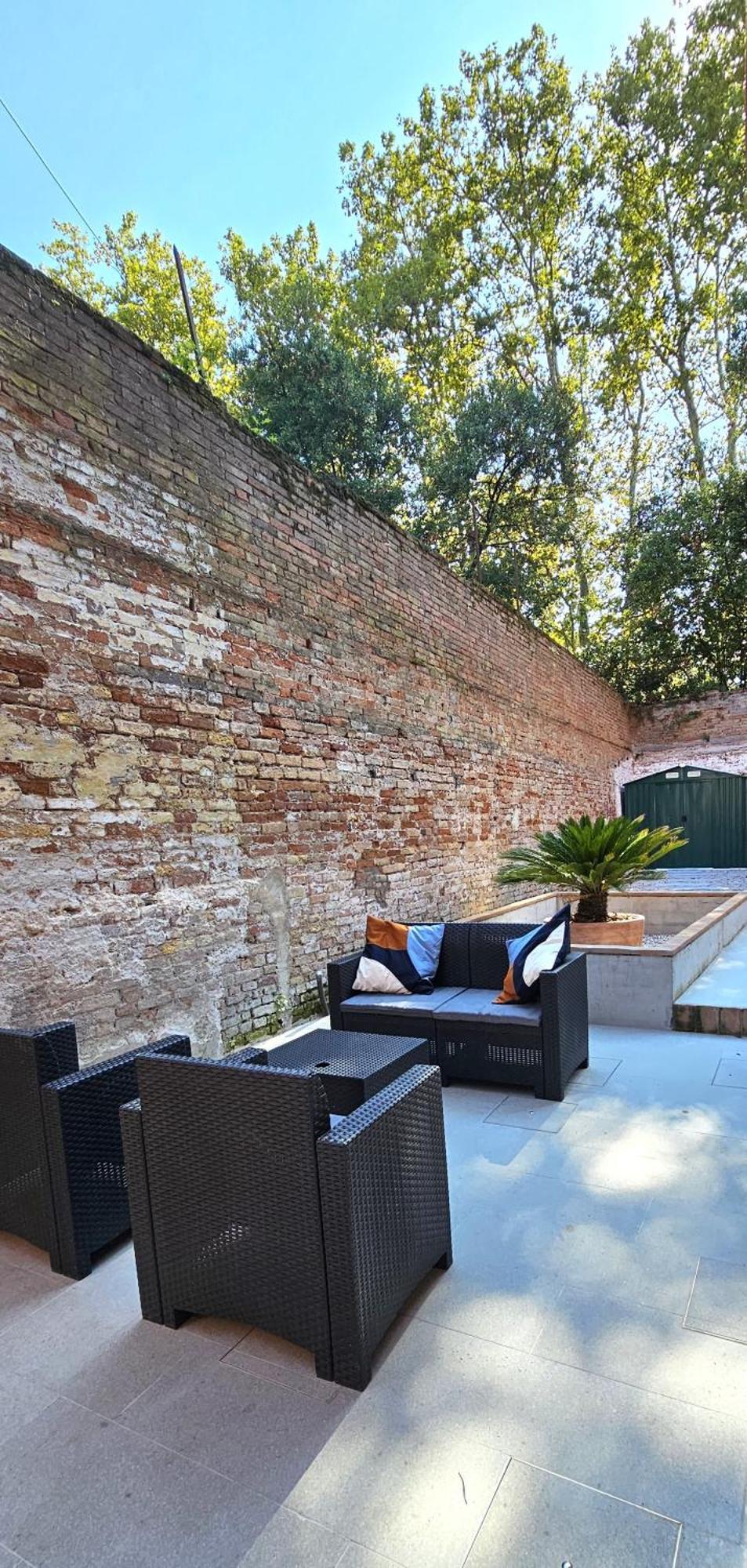 Small With Private Garden * Venice