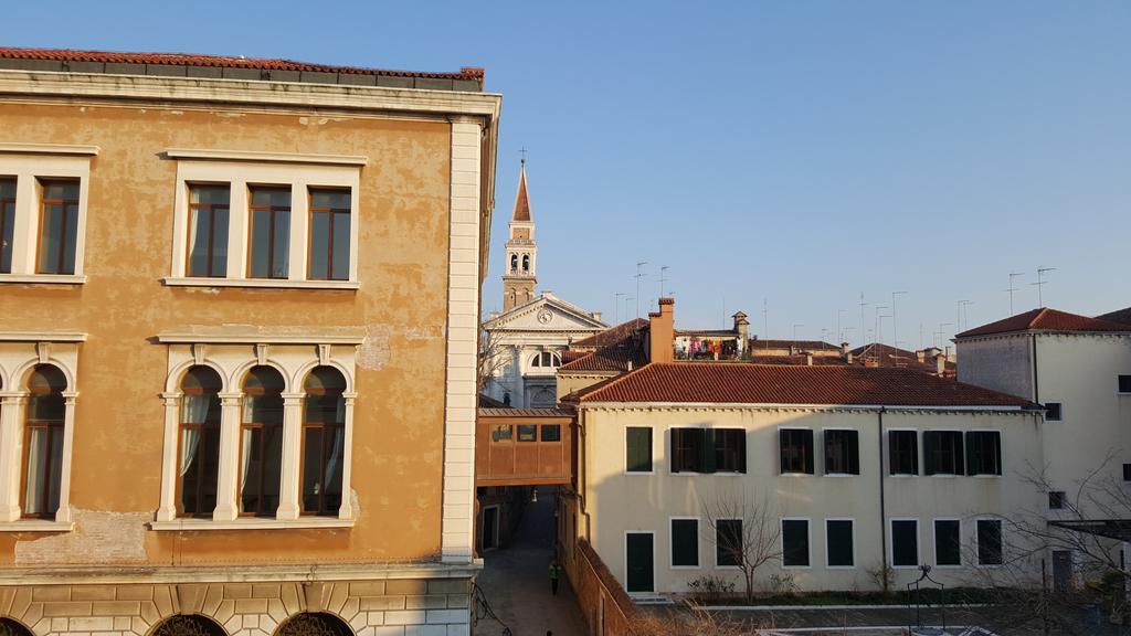 Vicky * Venice