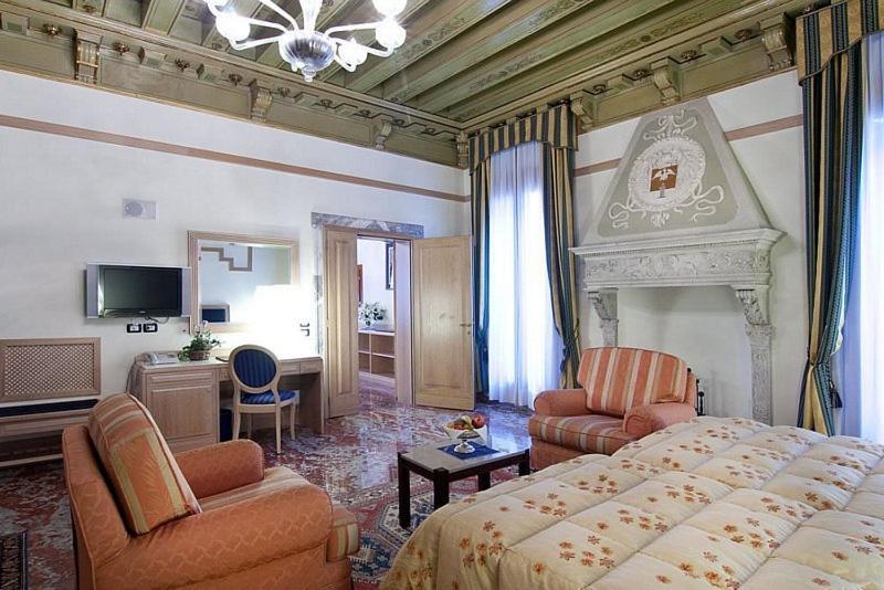 Hotel Foscari Palace 4*