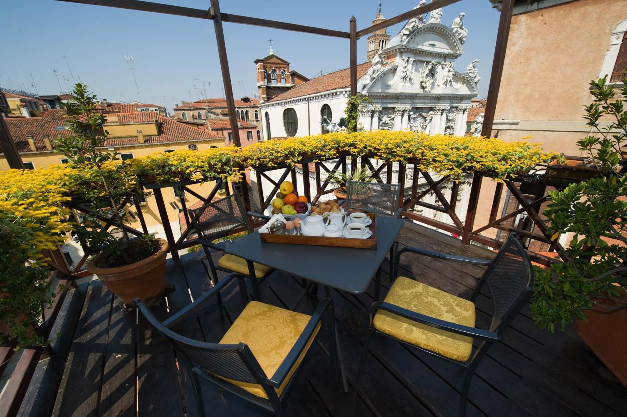 Hotel Palazzo Del Giglio