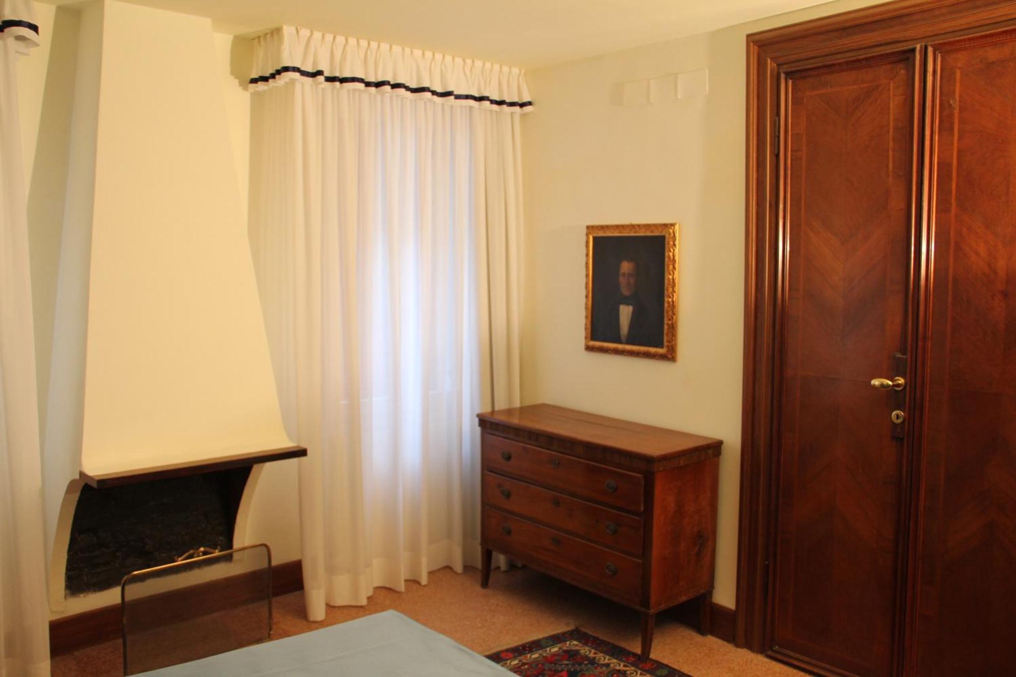 Sarai Venice