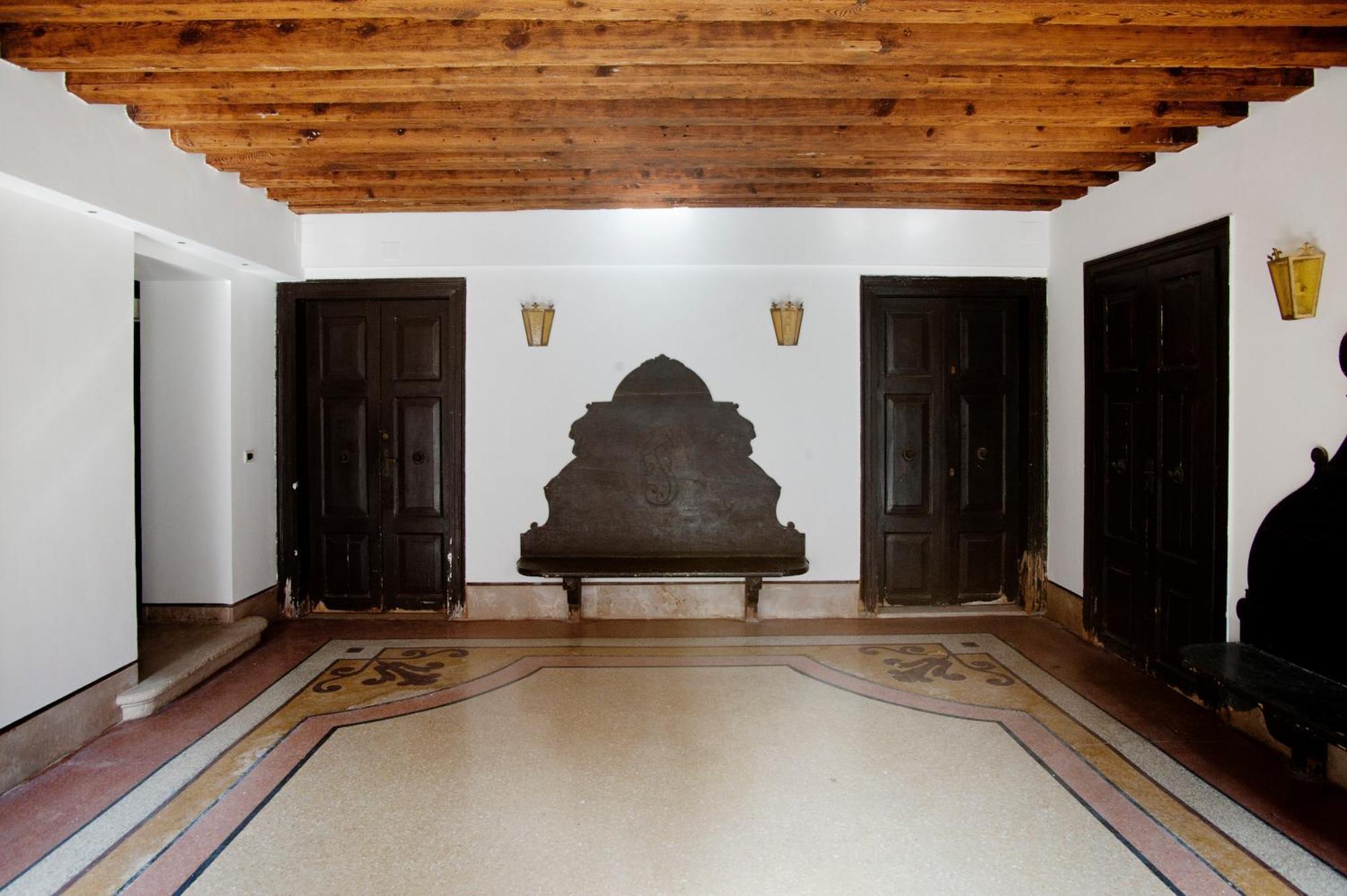 Apartment Ca Lezze Bell'appartamento Nel Cuore Di